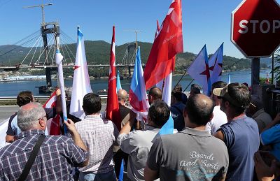 17-07-13 OcupacionOficinasUTEponteRande17.JPG